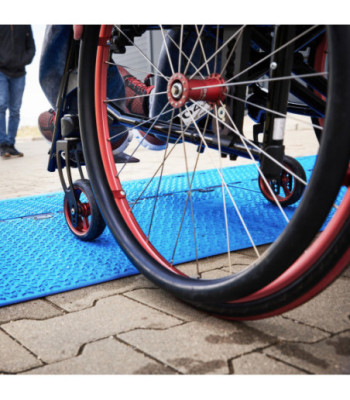 Defender Midi 5 2D blue ramp - modular system for wheelchair accessible transition