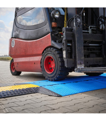 Defender Midi 5 2D blue ramp - modular system for wheelchair accessible transition