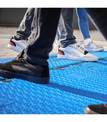 Defender Midi 5 2D blue ramp - modular system for wheelchair accessible transition