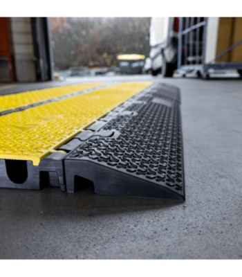 Defender Short ramp for the MIDI 5 2D modular system