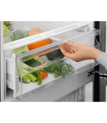 Electrolux LNT6ME36W2 - Fritstående kølefryseskab