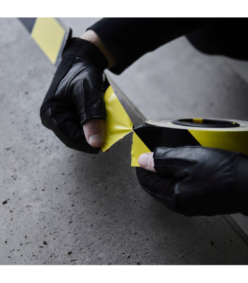 Defender Premium fabric adhesive tape with ERGO-Core - black/yellow - glossy - 50 mm x 50 m