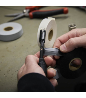 Defender PVC insulating tape / Zumbel - black - 19 mm x 33 m
