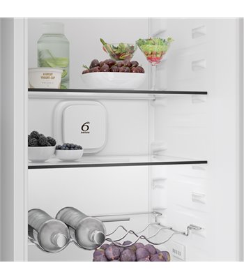 Whirlpool WHK2 5322 B4E integrerbart kølefryseskab