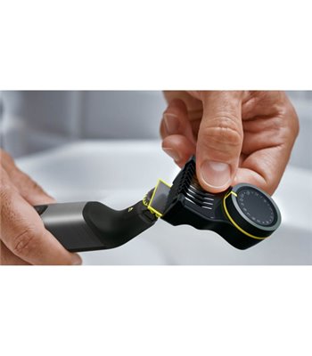 Philips OneBlade Pro 360 QP6652/61 trimmer