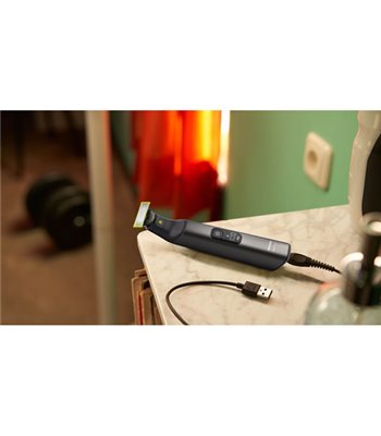 Philips OneBlade Pro 360 QP6652/61 trimmer