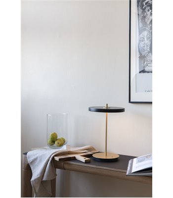 UMAGE Asteria Move sort V2 bordlampe portable