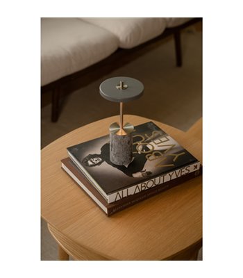 UMAGE Asteria Move Mini  grey marble steel portable lampe
