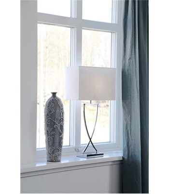 By Rydéns Omega 52 hvid/krom bordlampe