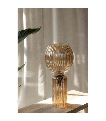 Markslöjd Toulipa ravfarvet bordlampe