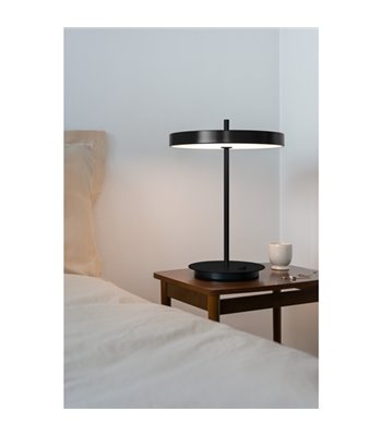 UMAGE Asteria Black - black base bordlampe