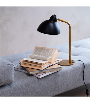 Dyberg Larsen Futura antik messing bordlampe