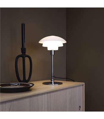 Dyberg Larsen Morph opal bordlampe