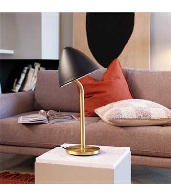 Dyberg Larsen Oulu sort/messing bordlampe