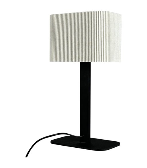 Dyberg Larsen Calix oval stof skærm bordlampe