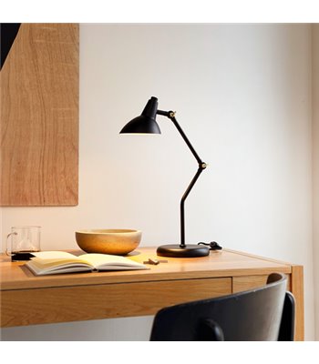 Dyberg Larsen Vela sort bordlampe