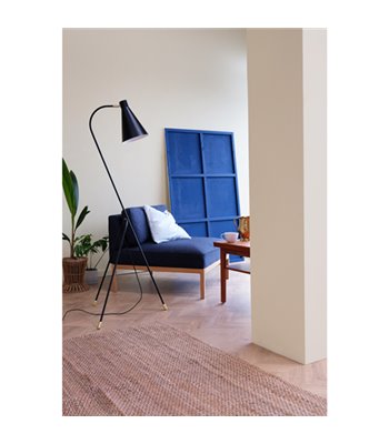 Dyberg Larsen Miles sort gulvlampe