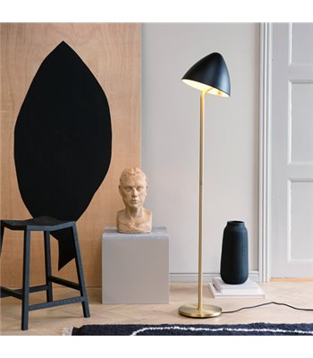 Dyberg Larsen Oulu sort/messing gulvlampe