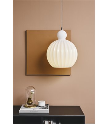 Halo Design Ball Ball Ø25 opal pendel