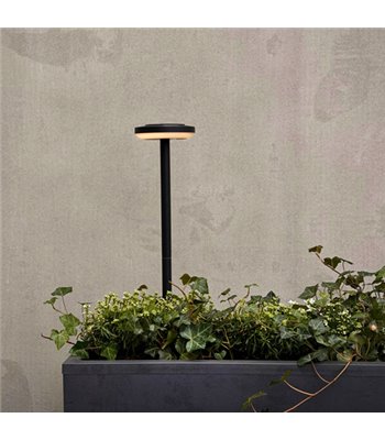Dyberg Larsen Otera H50 solcelle bedlampe