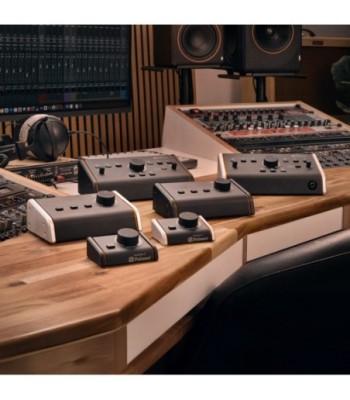 Palmer Active / Passive Studio Monitor Controller